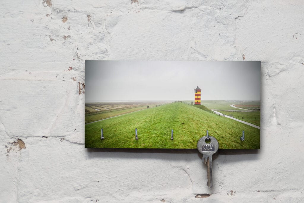 Schlüsselbrett auf Holz - Maritim - Leuchtturm Pilsum