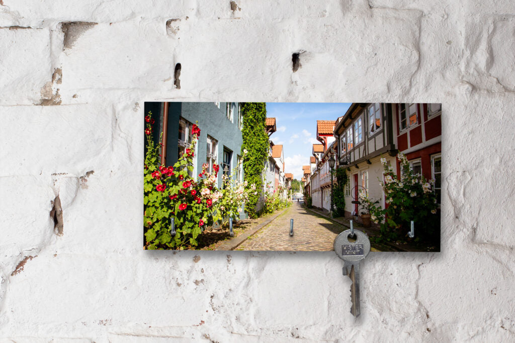 Schlüsselbrett auf Holz - Flensburg - Altstadt Straßenflucht