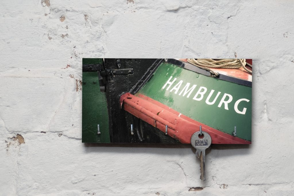 Schlüsselbrett auf Holz - Hamburg - Hamburg grün
