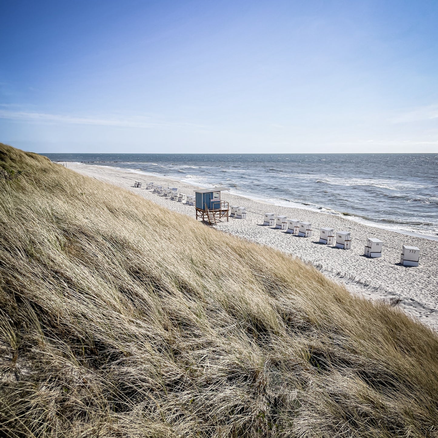 Sylt auf Holz - Strandkörbe mit Dünen